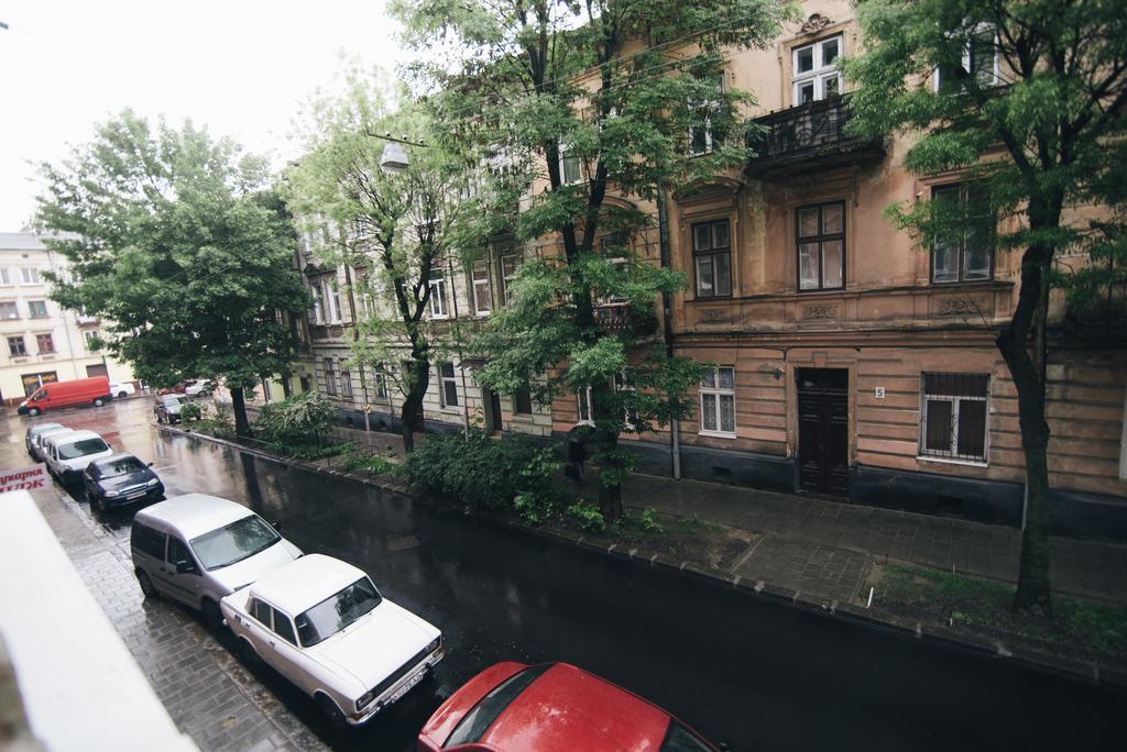 Apartment On Bernarda Meretyna Lemberg Exterior foto