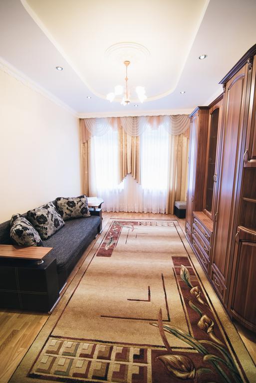 Apartment On Bernarda Meretyna Lemberg Exterior foto